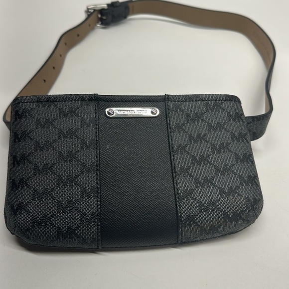 Micheal Kors Logo Belt Bag Fanny Pack Adjustable Faux Leather MK Black Gray S/M - Picture 2 of 8
